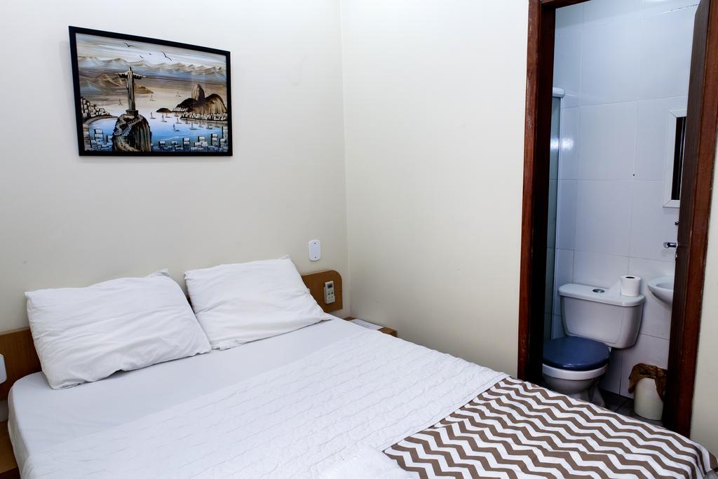 Boulevard Inn 2*